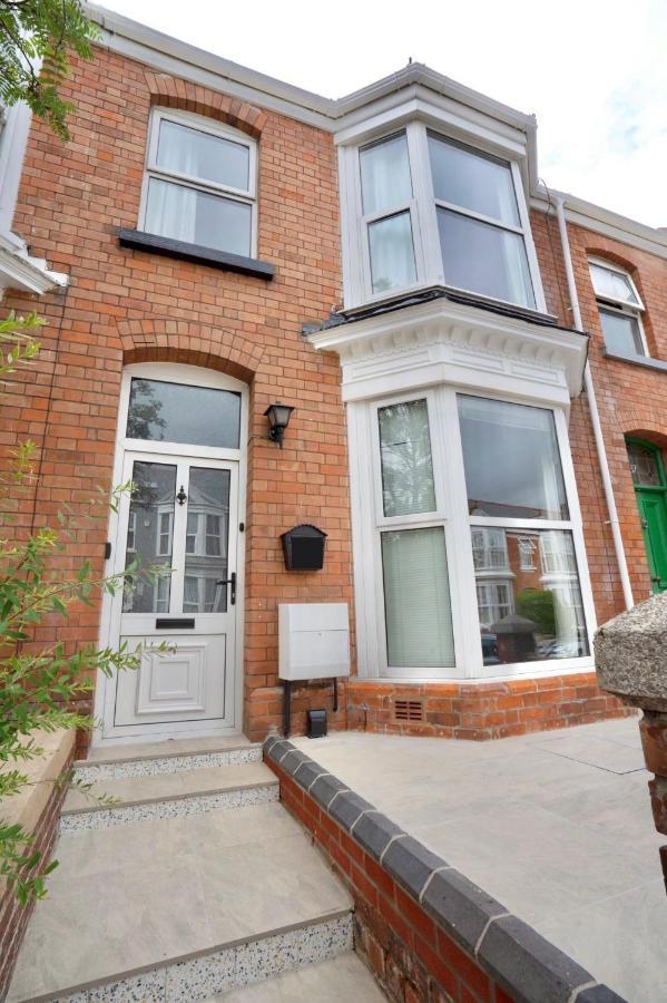 Beautiful Family Home In The Heart Of Swansea Exterior photo